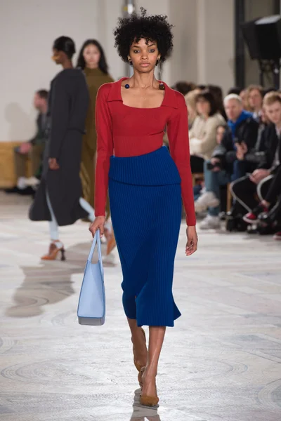 Look 8
